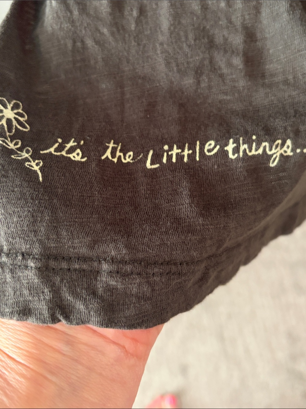 Natural Life It’s the Little Things Doodle Olive Graphic Long-Sleeve Top Large - Picture 7 of 8
